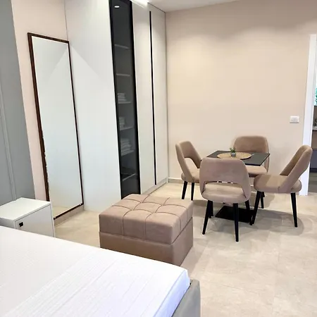 White Arena Golem (Tirana)