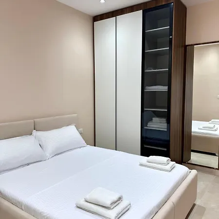 Διαμέρισμα White Arena Apartments Golem