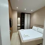 White Arena غوليم