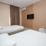 شقة White Arena غوليم