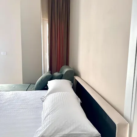 Apartment The White Arena Sea Side Durres Golem (Tirana)