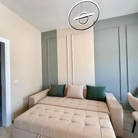 The White Arena Sea Side Durres Apartment