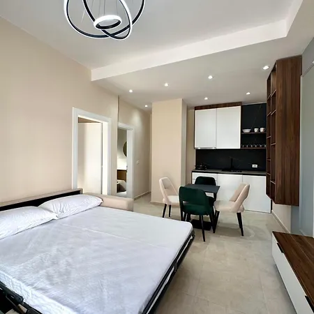 Apartment The White Arena Sea Side Durres *