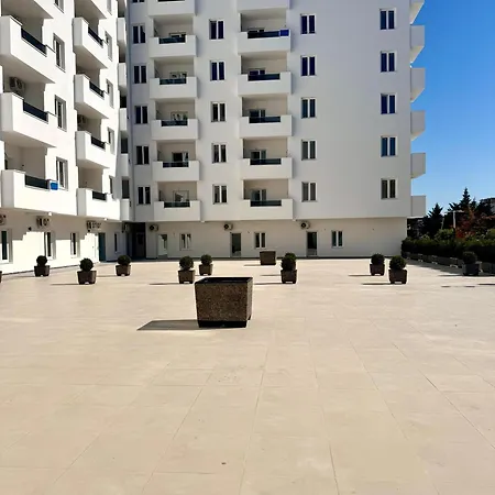The White Arena Sea Side Durres Apartment Golem (Tirana)