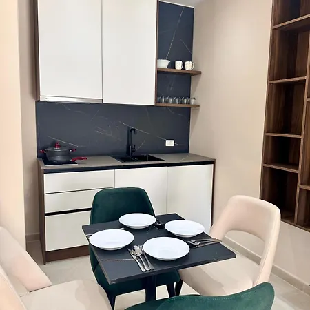 The White Arena Sea Side Durres Apartment *