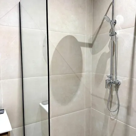 White Arena Apartments Golem Daire *