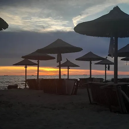 White Arena Lägenhet Golem (Tirana)