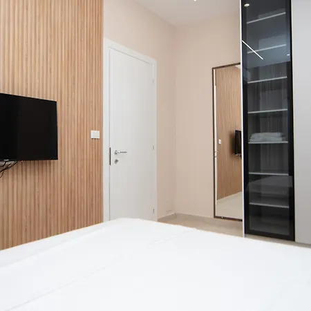 Apartament White Arena *