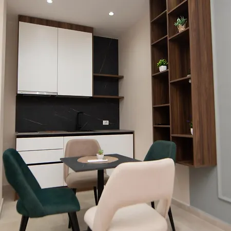 Apartament White Arena