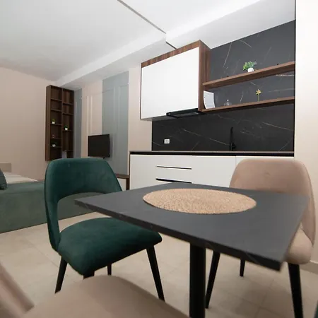 Apartament White Arena *
