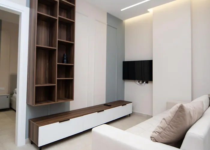 White Arena Apartman
