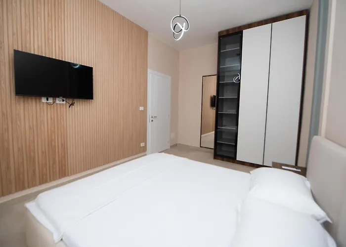 White Arena Apartman