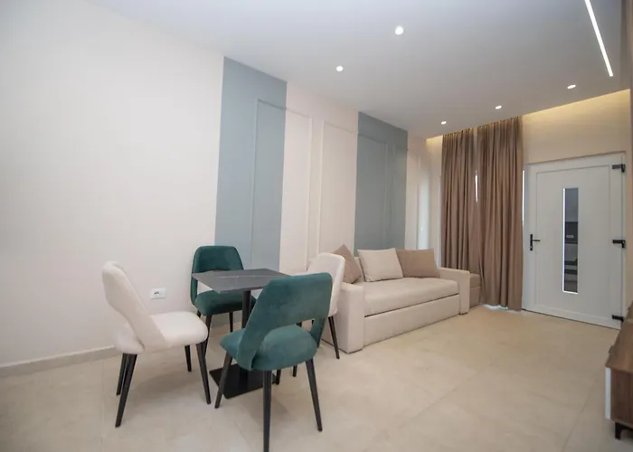 White Arena Apartman Golem