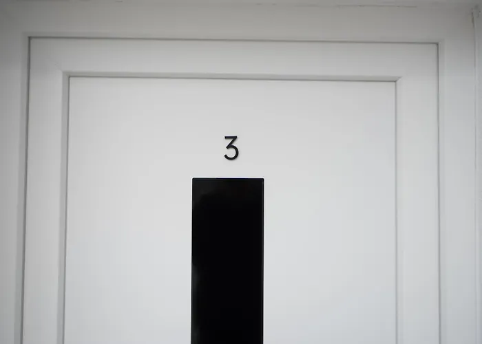 White Arena Apartman