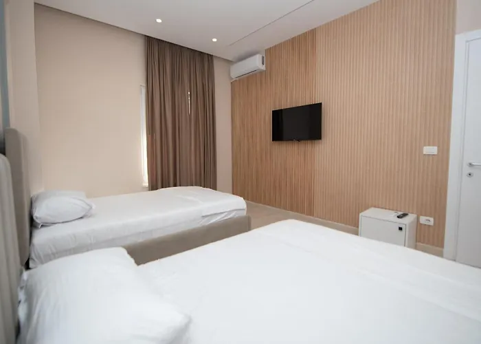 Апартаменты White Arena Голем