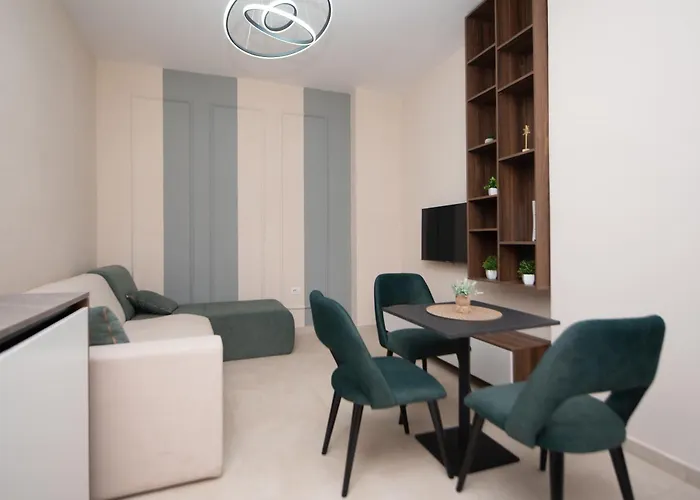 White Arena Apartman